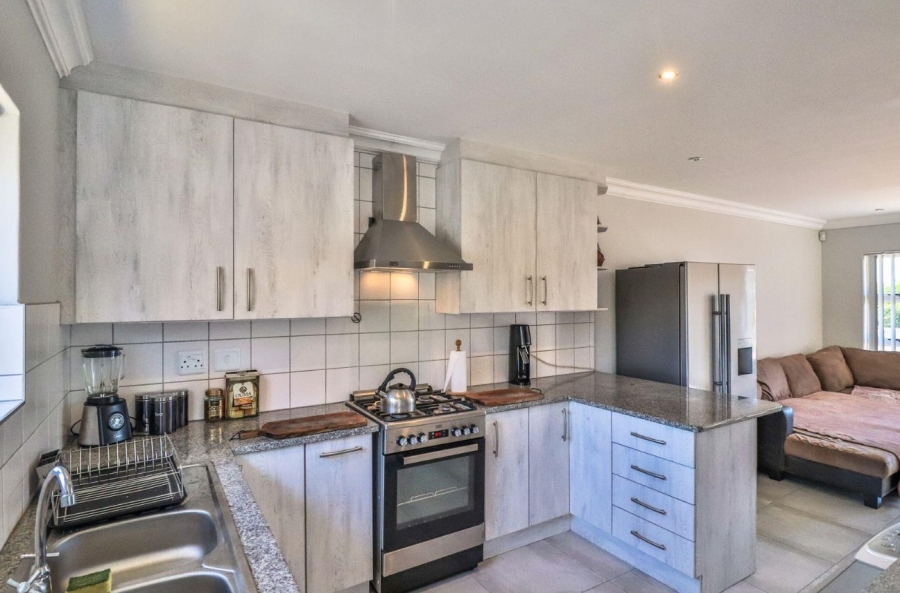 6 Bedroom Property for Sale in Dana Bay Western Cape
